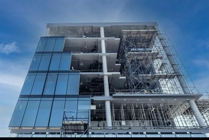 Building facade and scaffolding